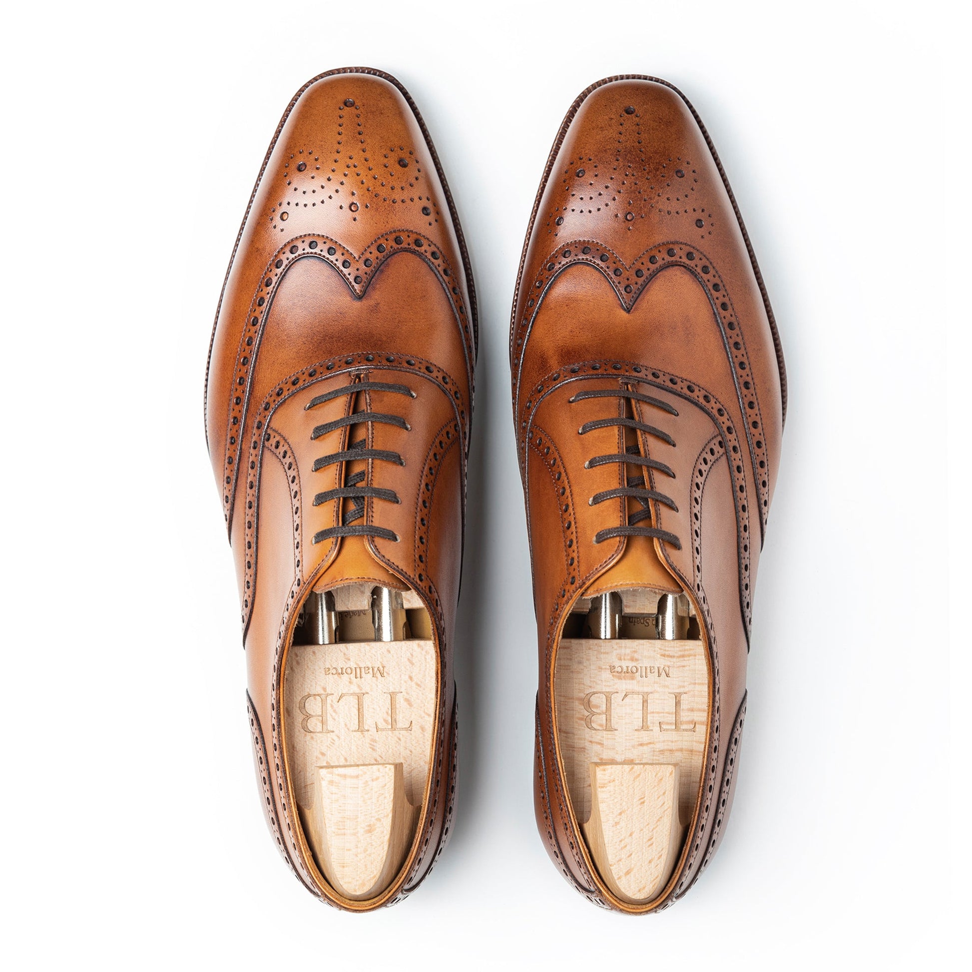 Suede Budapest brown classic brogue perforation