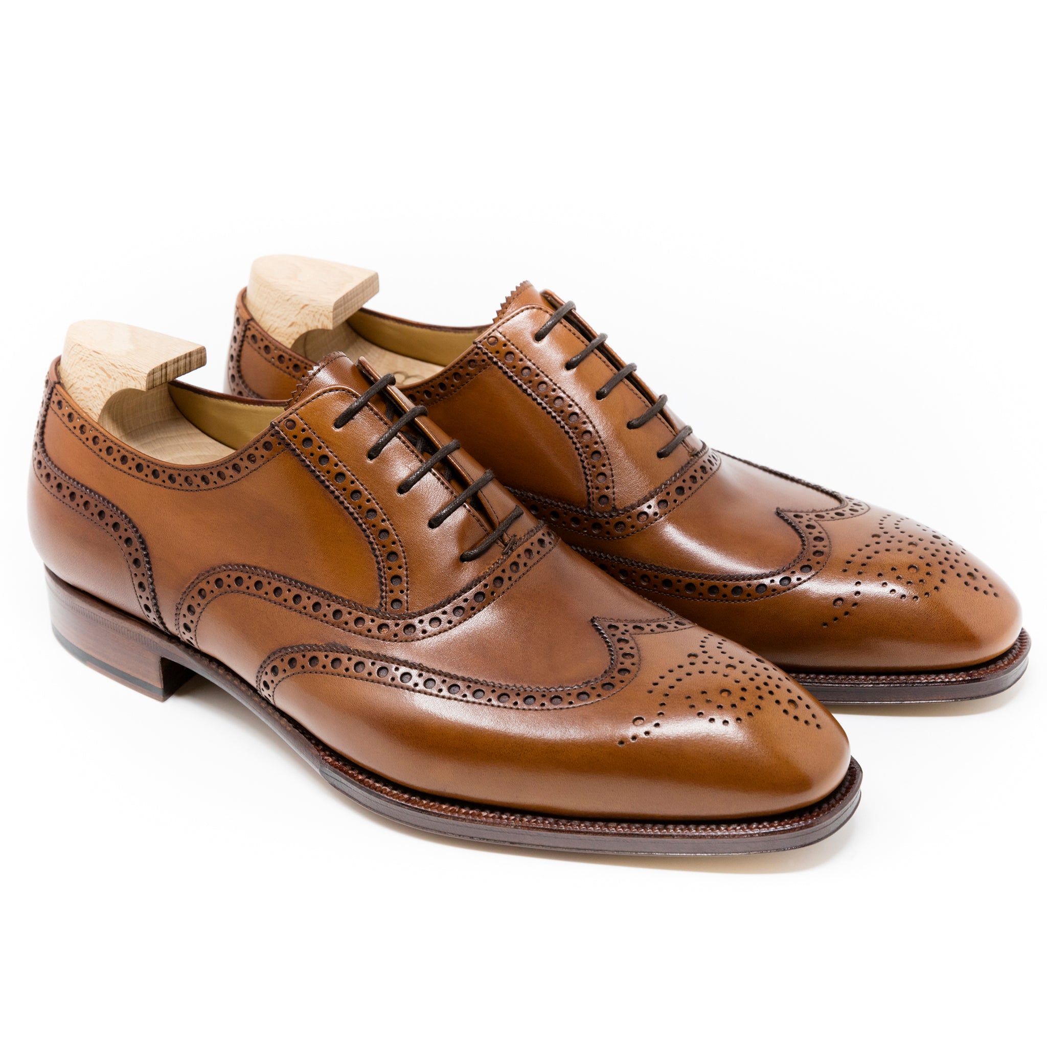 TLB Mallorca Oxford shoes | Men's Oxford shoes | model Alan vegano ...